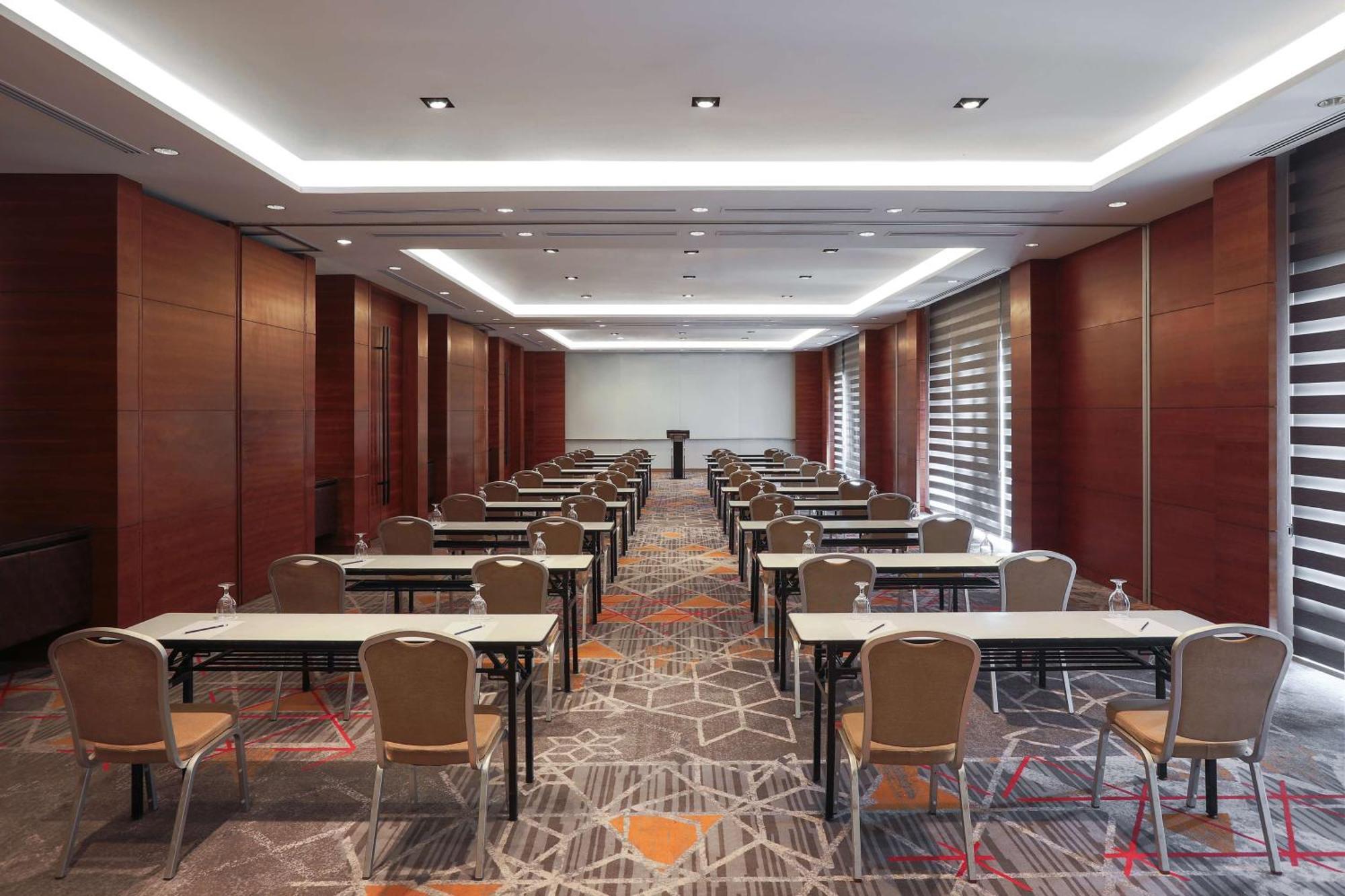 Hotel Radisson Blu Cebú Exterior foto Meeting room