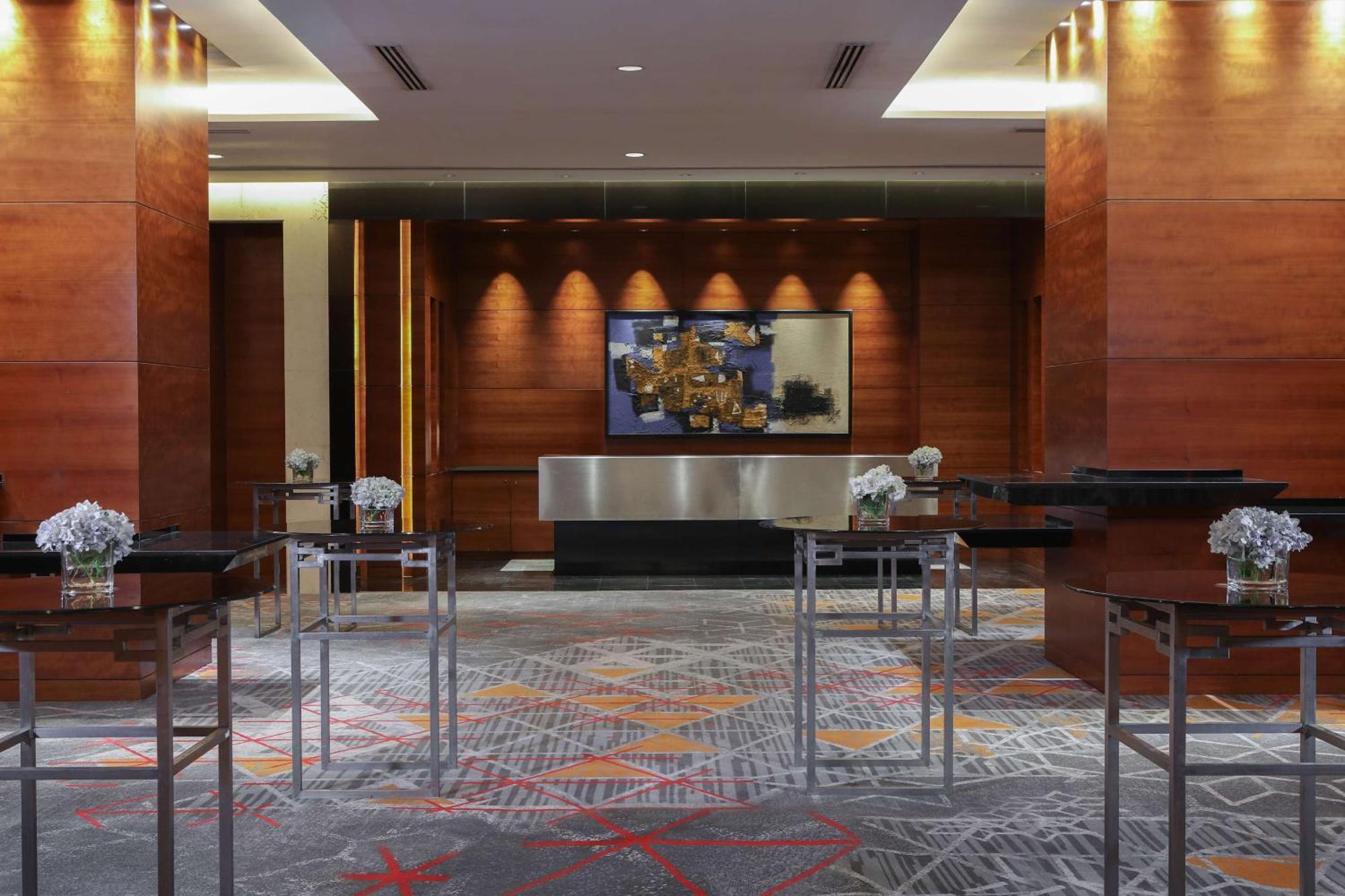 Hotel Radisson Blu Cebú Exterior foto The lobby of the hotel